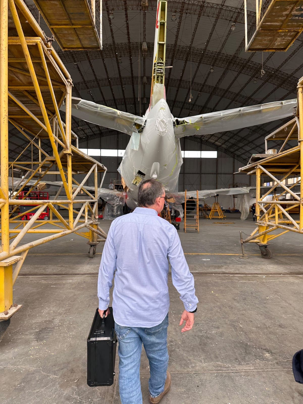 Llegando a una inspección en hangar